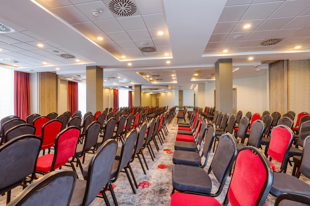 Ibis Styles Nowy Sacz Nowy Sącz Exterior foto